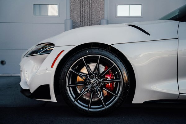 Entretenir sa voiture coupé : astuces et conseils